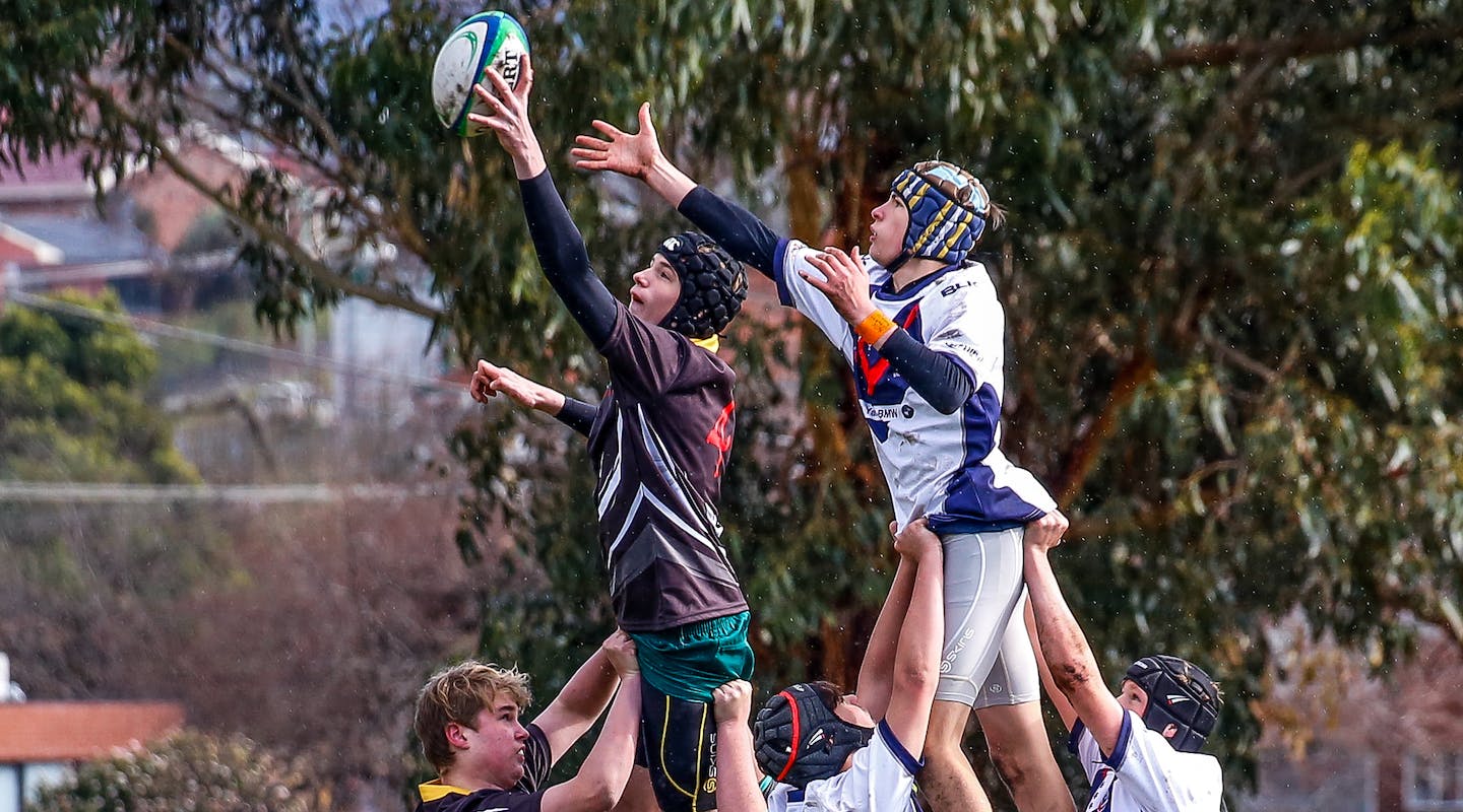 Tas Community Rugby Lineout