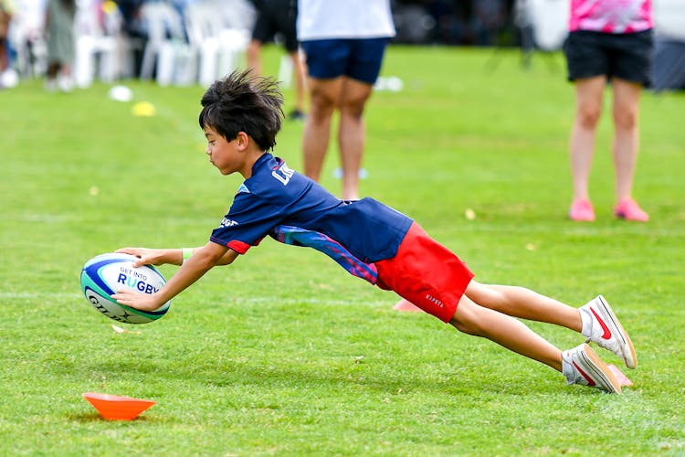 GET INTO RUGBY: With a focus on skill development and building confidence, Get into Rugby provides a fun, safe, inclusive environment. Picture: Rugby Australia